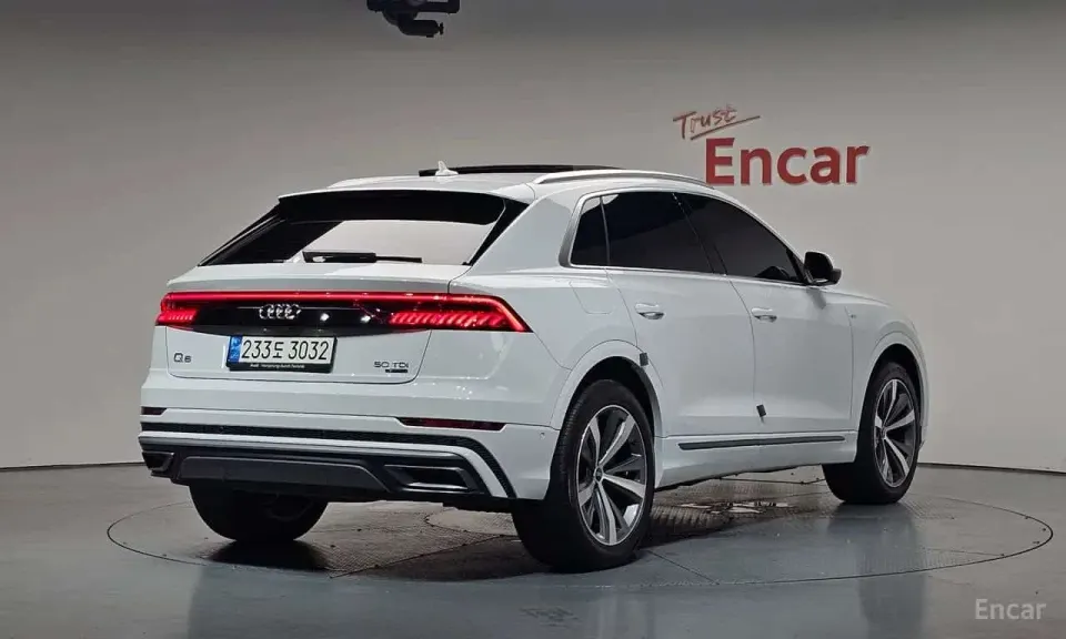 Audi Q8 50 TDI Quattro Premium 2021