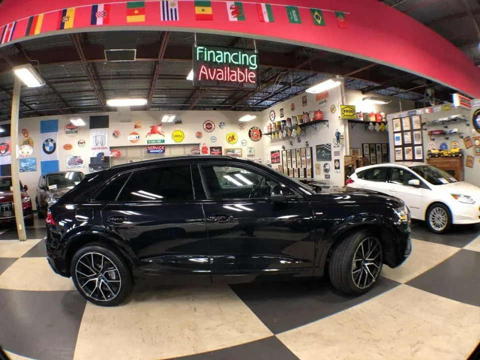 Audi Q8 PROGRESSIV S-LINE LEATHER PAN/ROOF NAV B/SPOT CAME 2021