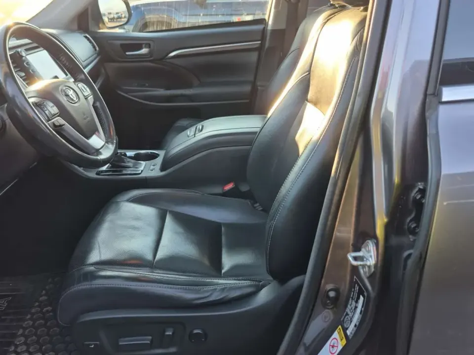 Toyota Highlander LIMITED 2015