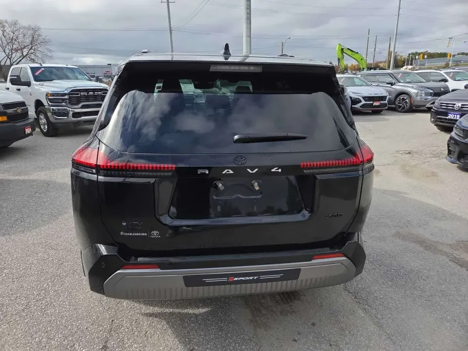 Toyota Rav4 XSE AWD 2026