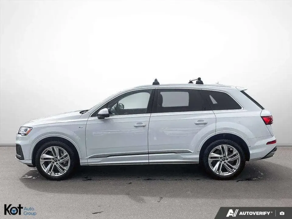 Audi Q7 55 TFSI Komfort 55 TFSI quattro 7 PASSENGER'S! PANORAMIC SUNROOF! NAVIGATION! LEATHER INTERIOR! 2021