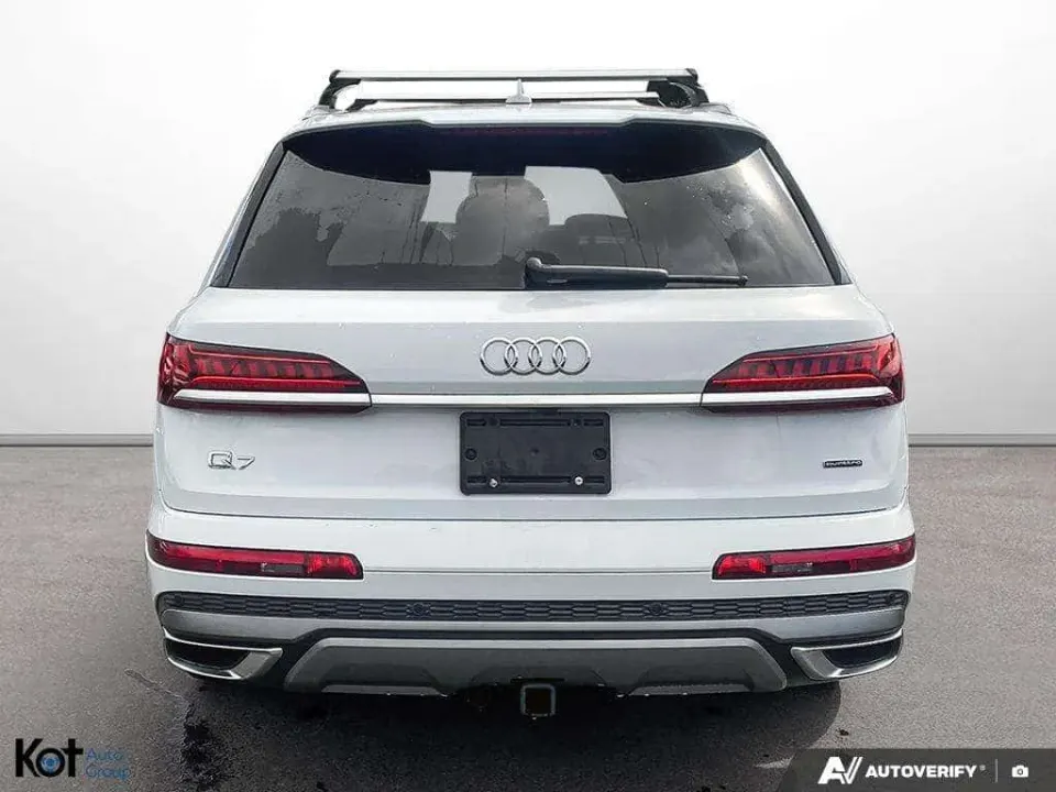 Audi Q7 55 TFSI Komfort 55 TFSI quattro 7 PASSENGER'S! PANORAMIC SUNROOF! NAVIGATION! LEATHER INTERIOR! 2021