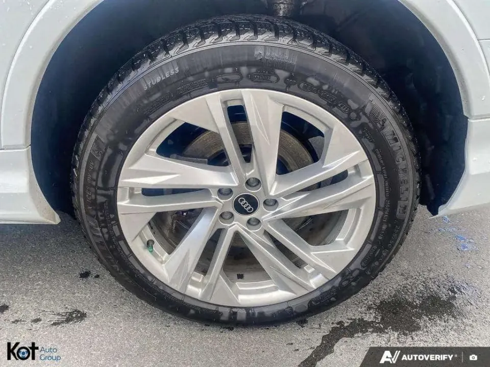 Audi Q7 55 TFSI Komfort 55 TFSI quattro 7 PASSENGER'S! PANORAMIC SUNROOF! NAVIGATION! LEATHER INTERIOR! 2021