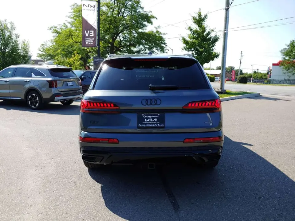 Audi Q7 55 TFSI Komfort 3.0L AWD | 7 SEAT | SUNROOF | NAV 2023
