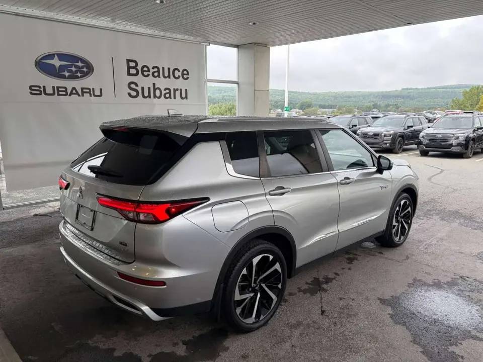 Mitsubishi Outlander 2.4 Plug-in Hybrid PHEV 2023
