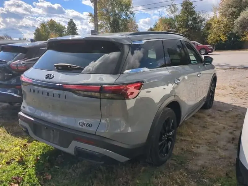 Infiniti QX60 LUXE 2025
