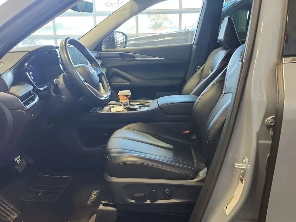Infiniti QX60 Awd Luxe 2025