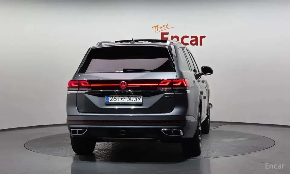 VW Atlas 2.0 TSI R-LINE 7-Seater 2025