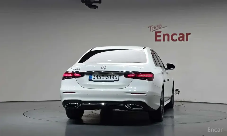 Mercedes-Benz E 250 E250 AMG Line 2023