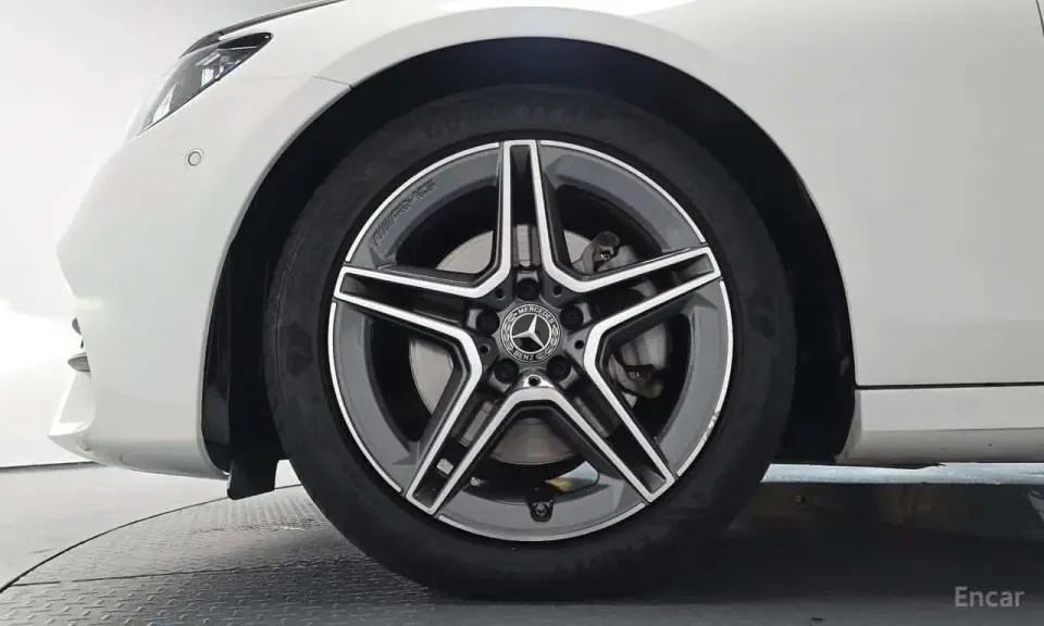 Mercedes-Benz E 250 E250 AMG Line 2023