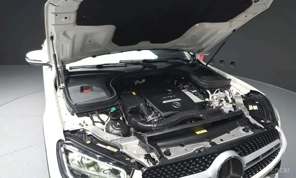 Mercedes-Benz GLC300e 4MATIC 2022