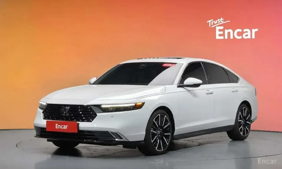Honda Accord 2.0 Hybrid Touring 2025