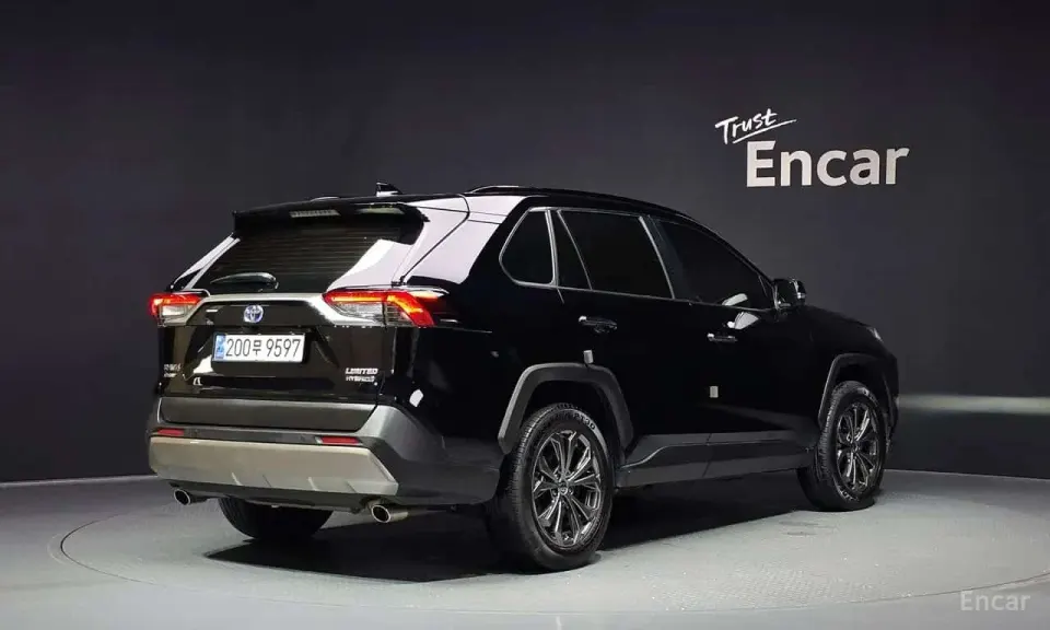 Toyota Rav4 2,5 4WD Hybrid LTD 2024