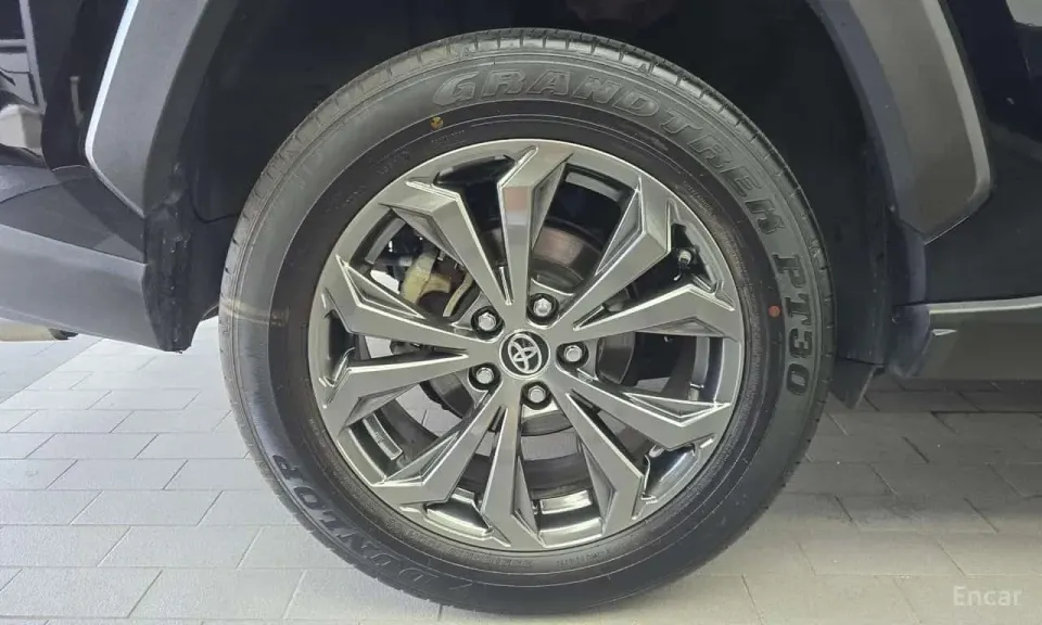 Toyota Rav4 2,5 4WD Hybrid LTD 2024