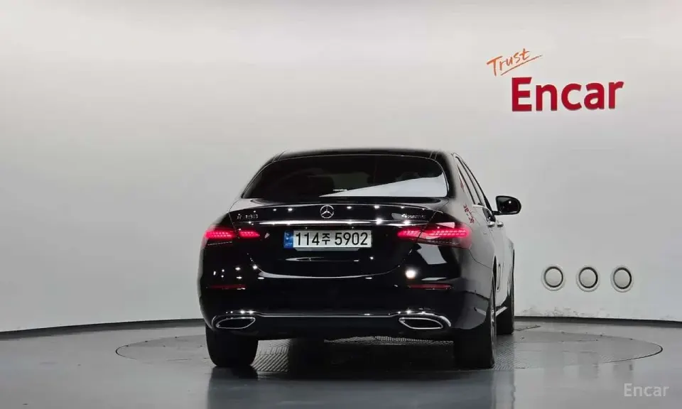 Mercedes-Benz E 350 E350 4MATIC Avantgarde 2022