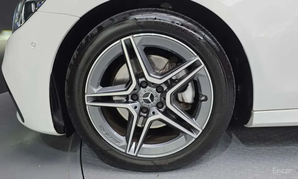 Mercedes-Benz E 250 E250 AMG Line 2023