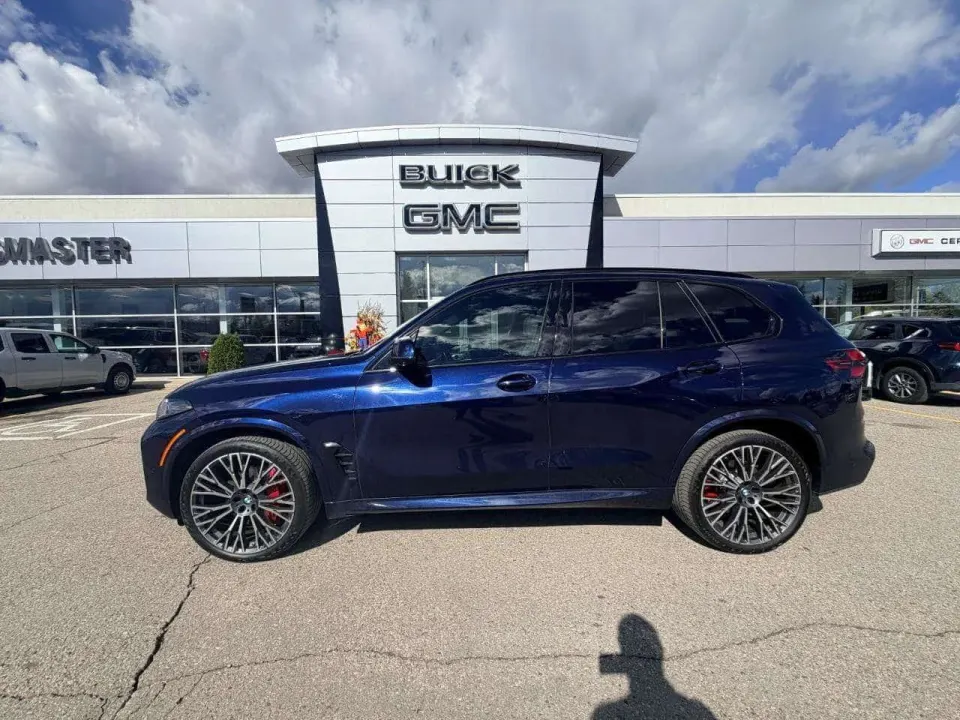 BMW X5 40i xDrive40i Sports Activity Vehicle 2024