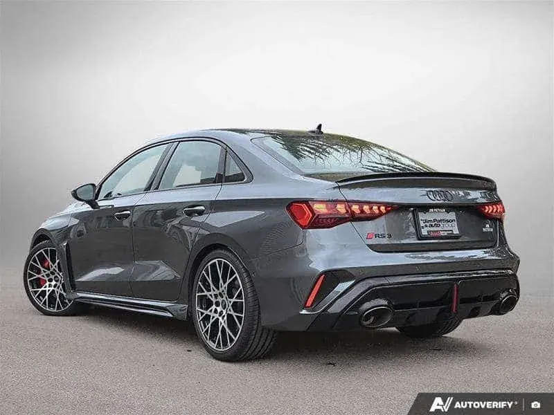 Audi Rs3 2.5 TFSI 2.5 TFSI quattro 2025