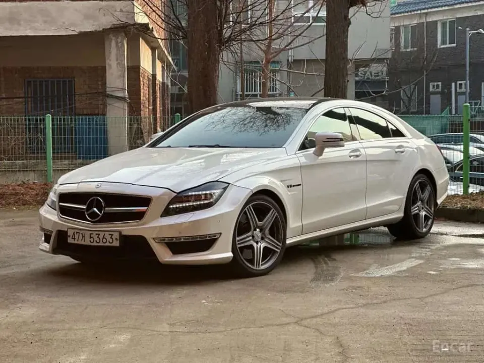 Mercedes-Benz CLS63 AMG 2012