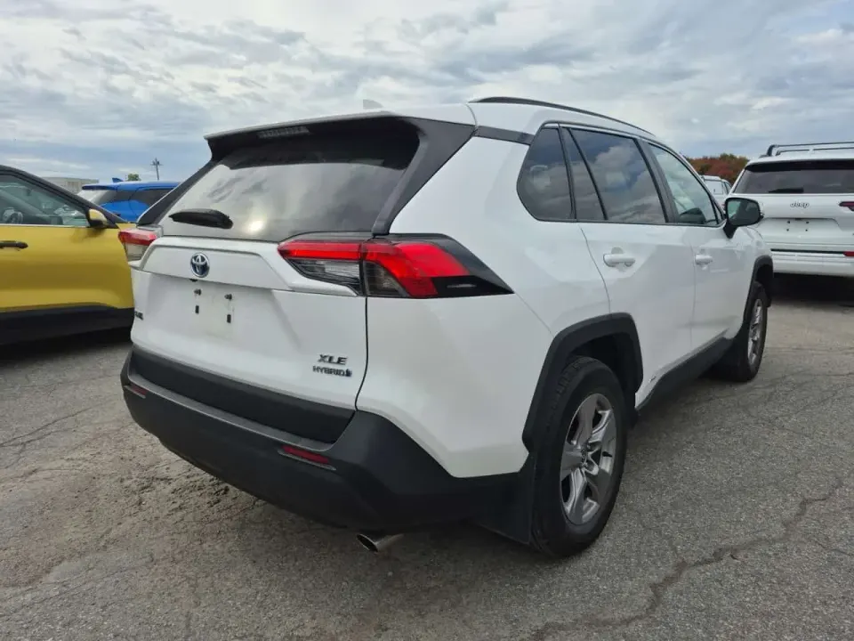 Toyota Rav4 HYBRID XLE 2022