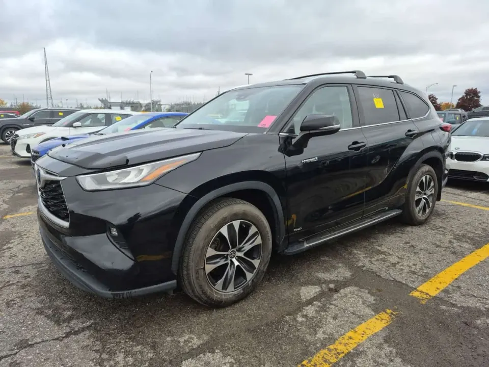 Toyota Highlander HYBRID XLE 2021