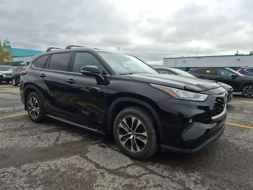 Toyota Highlander HYBRID XLE 2021