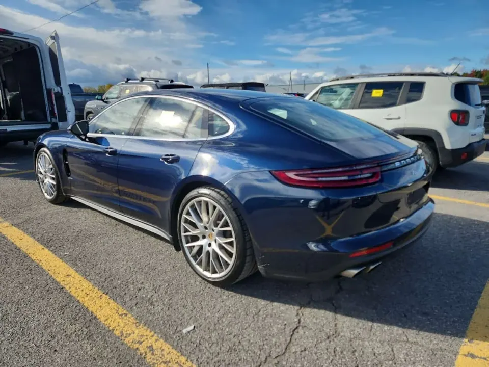 Porsche Panamera 4S 2017