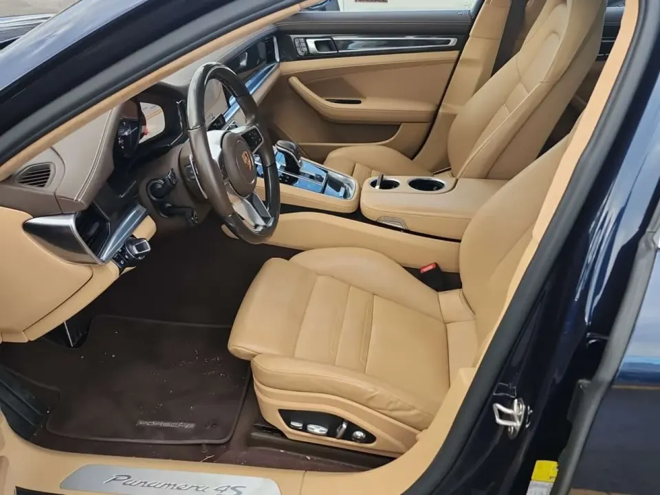 Porsche Panamera 4S 2017