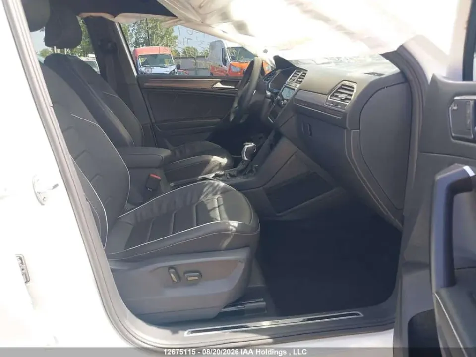 VW Tiguan HIGHLINE R-LINE 2023