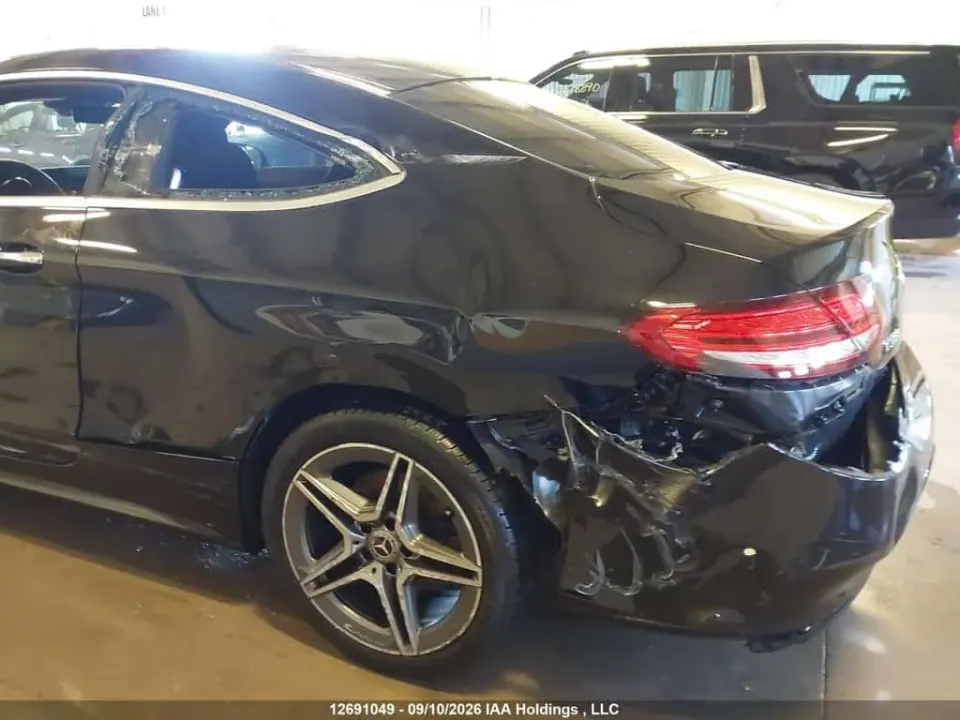 Mercedes-Benz C 300 4MATIC 2023