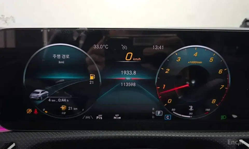 Mercedes-Benz CLA250 4MATIC 2021