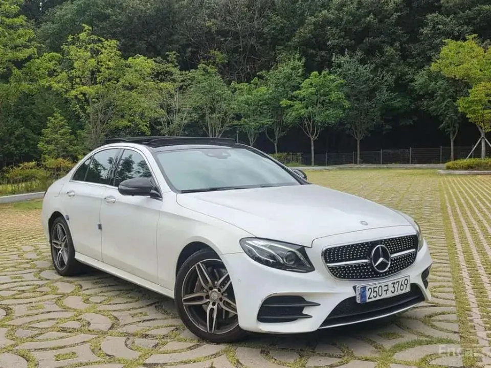 Mercedes-Benz E 350 E350d 2017