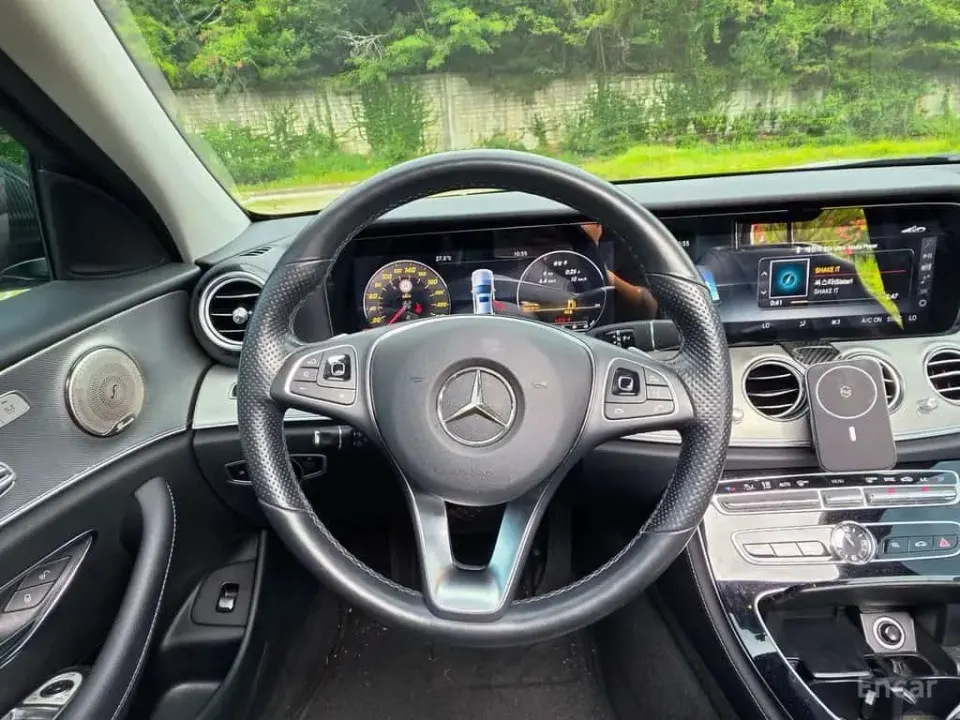 Mercedes-Benz E 350 E350d 2017