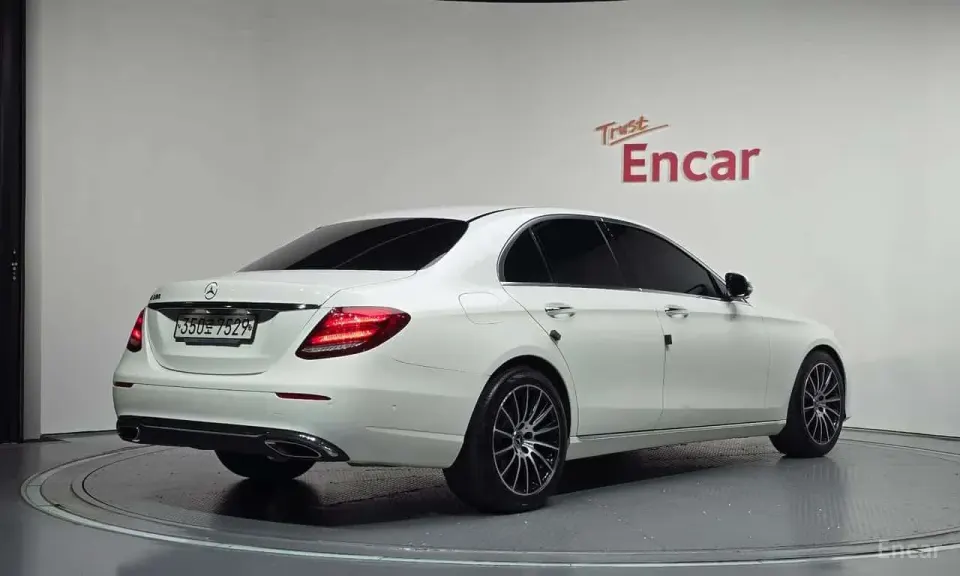 Mercedes-Benz E 300 E300 Avantgarde 2020