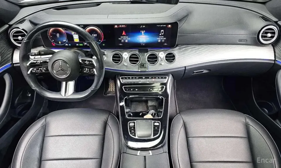 Mercedes-Benz E 350 E350 4MATIC AMG Line 2022