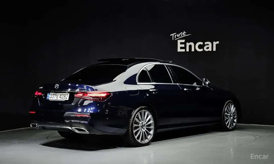 Mercedes-Benz E 350 E350 4MATIC AMG Line Edition 2020