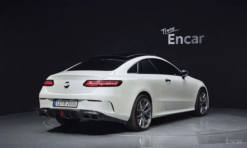 Mercedes-Benz E 450 E450 4MATIC Coupe 2021