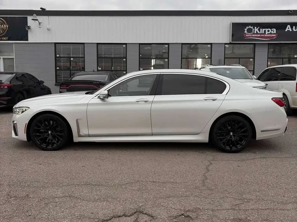 BMW 750Li xDrive 2021