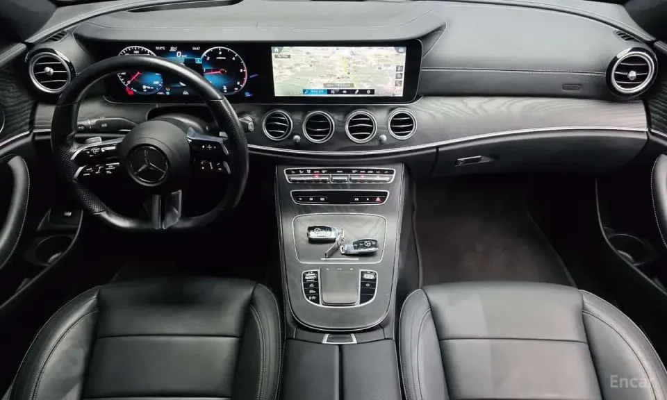 Mercedes-Benz E 220 E220d 4MATIC AMG Line 2021