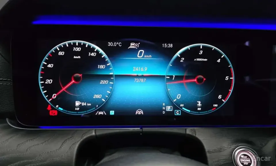 Mercedes-Benz E 220 E220d 4MATIC AMG Line 2021