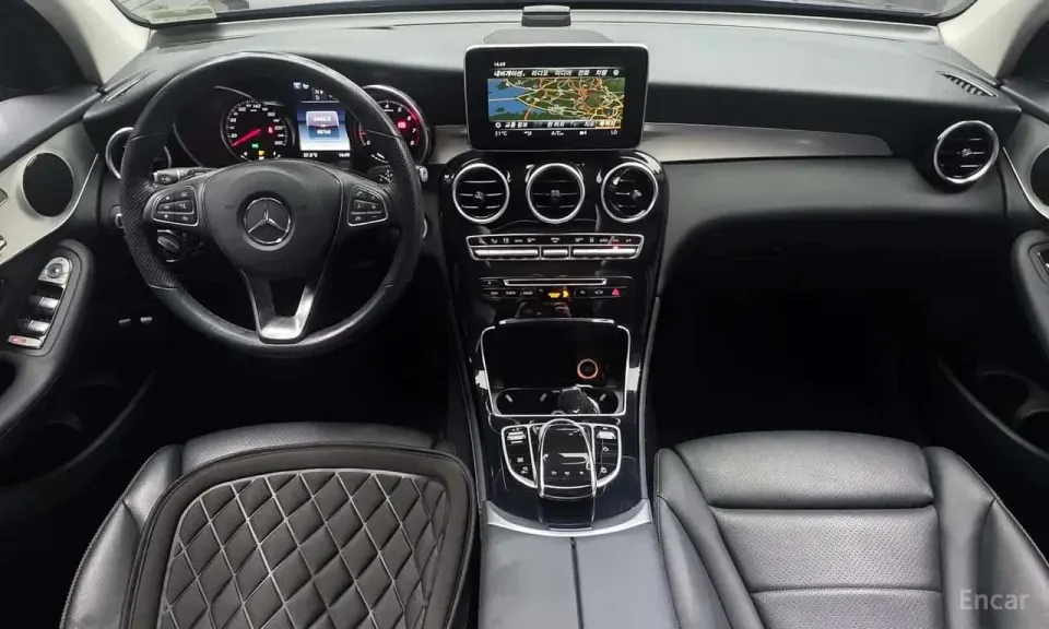 Mercedes-Benz GLC350e 4MATIC Premium 2019