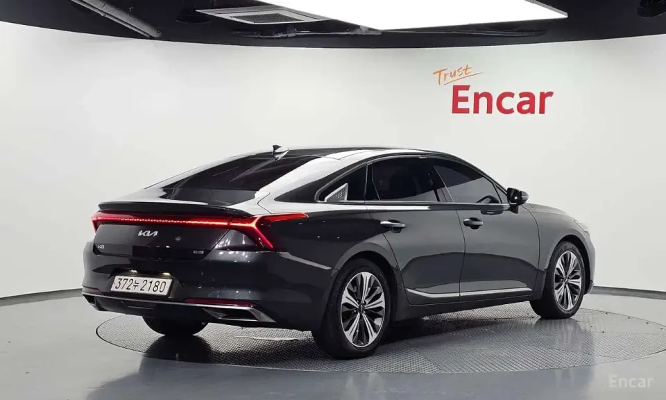 Kia K8 Signature 2021