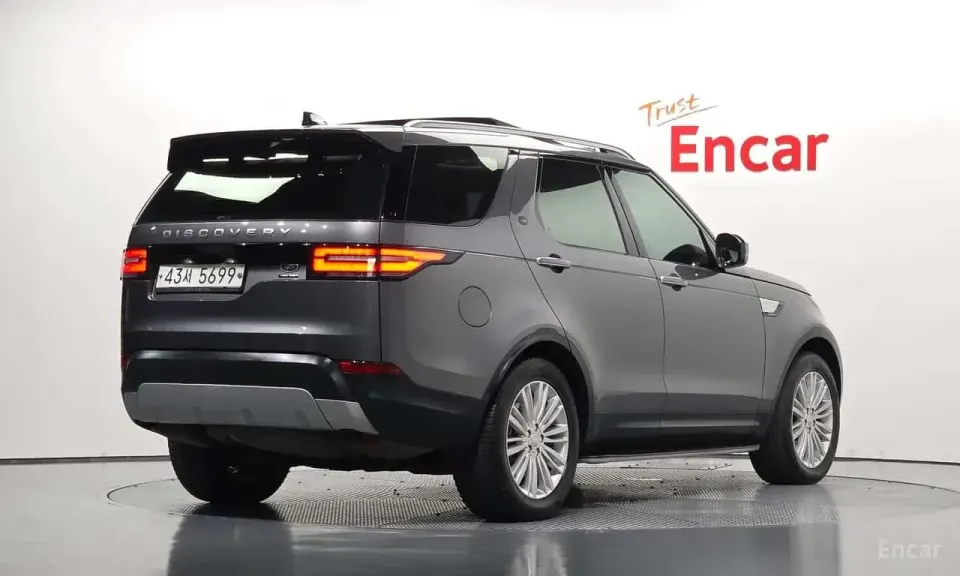 Land Rover Discovery 3.0 TD6 HSE Luxury 2017