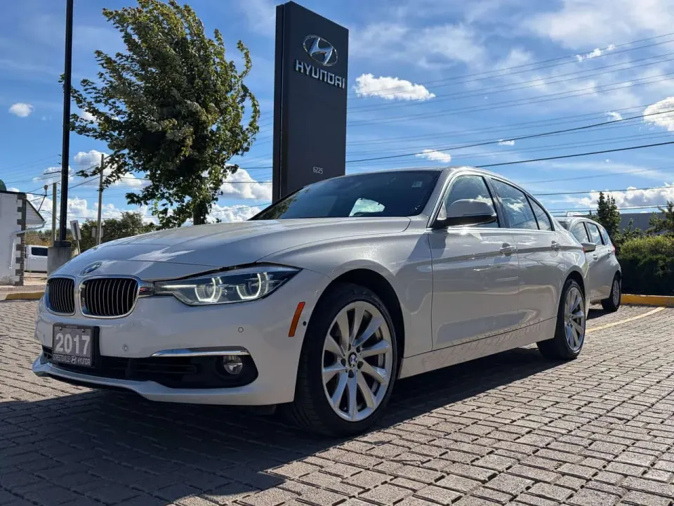 BMW 330i 4dr Sdn 330i xDrive AWD 2017