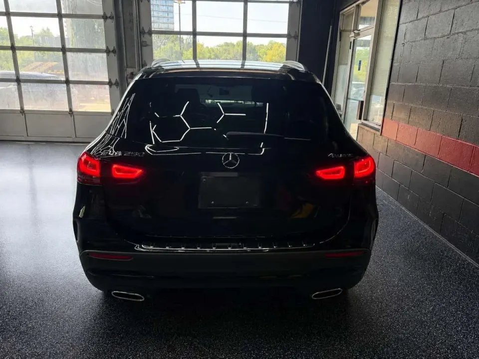 Mercedes-Benz GLA 250 250 2021