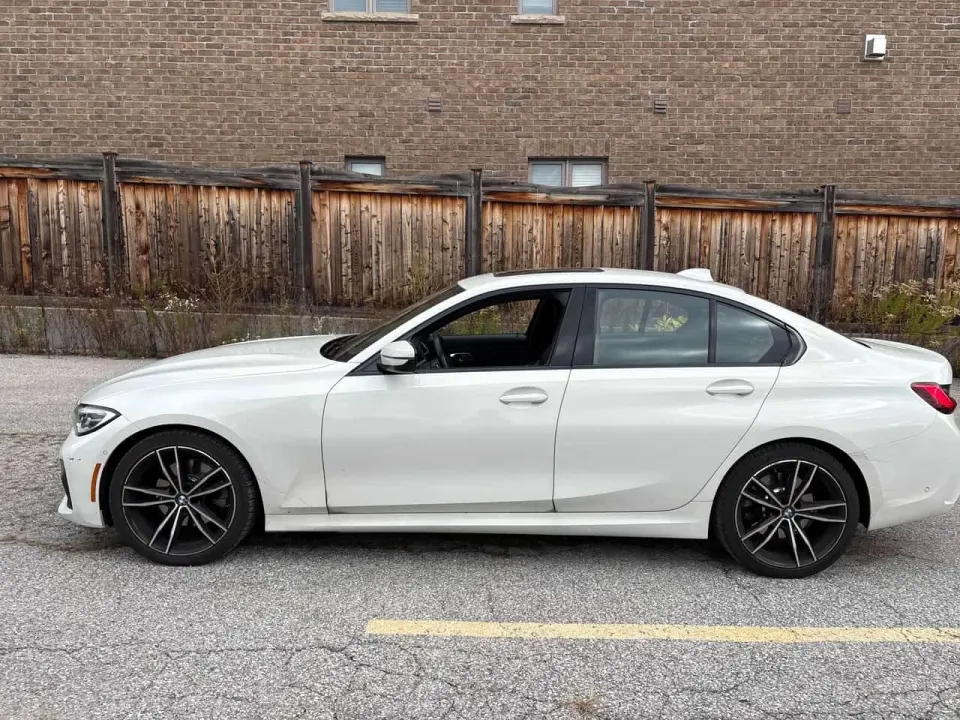 BMW 330i xDrive 2019