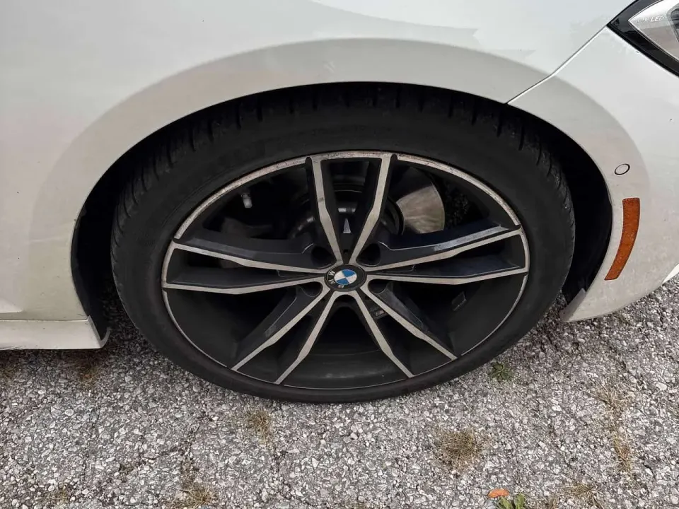 BMW 330i xDrive 2019