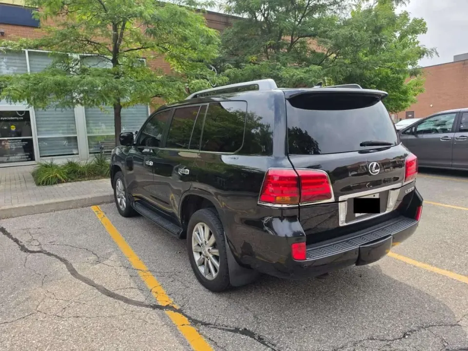 Lexus LX 570 570 2011
