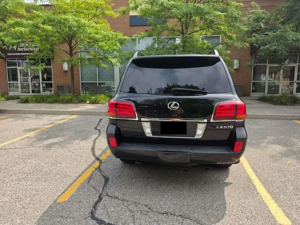 Lexus LX 570 570 2011