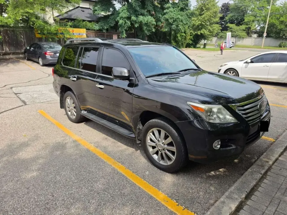 Lexus LX 570 570 2011